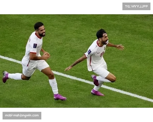 日本久保建英三笘薫双翼齐飞，欧洲强队边后卫的一对一防守压力测试